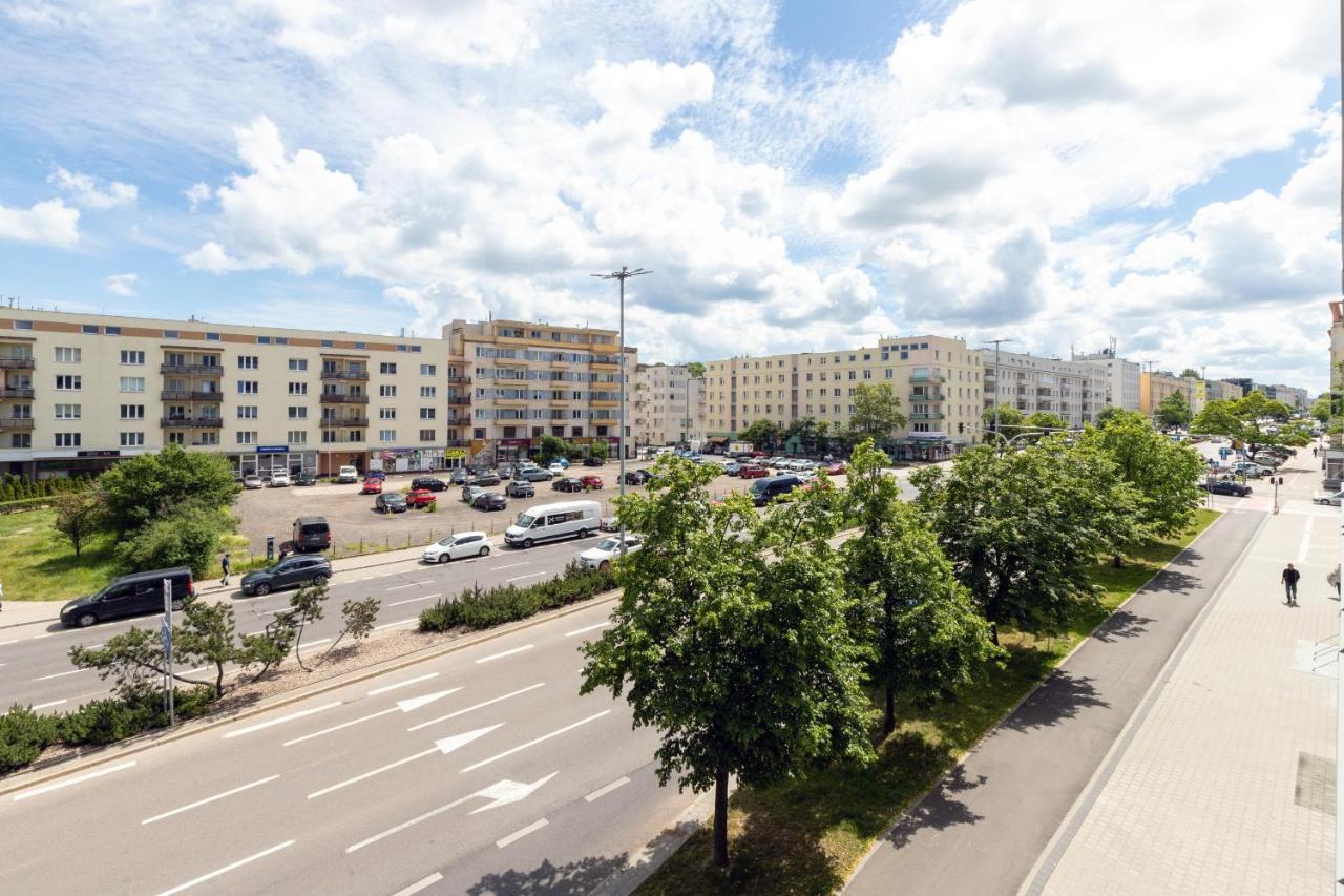 Apartament Vespa Beach Nearby By Noclegi Renters Gdynia Exterior foto